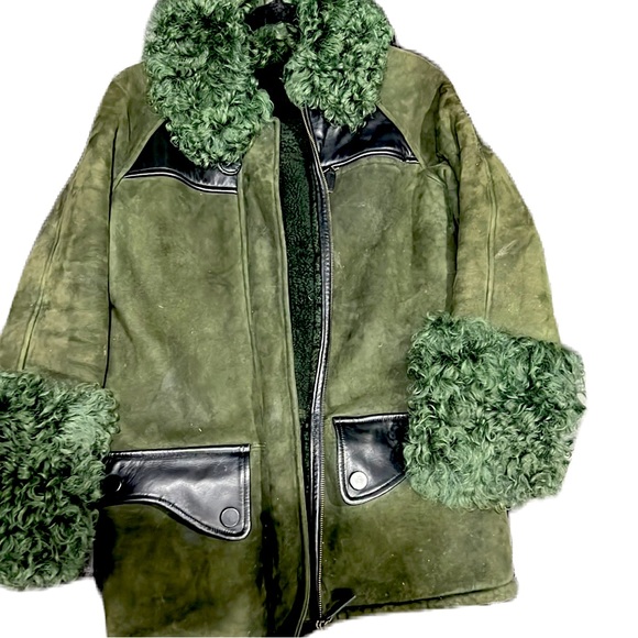 Longchamp shearling sheep skin winter coat in green with black leather pockets - Picture 2 of 8